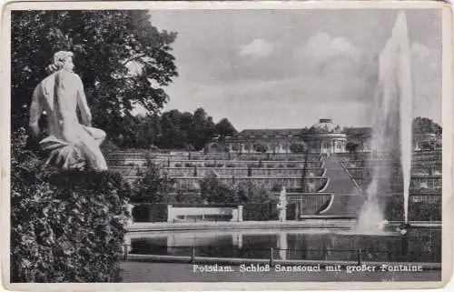[Ansichtskarte] Potsdam. Schloss Sanssouci mit grosser Fontaine. 