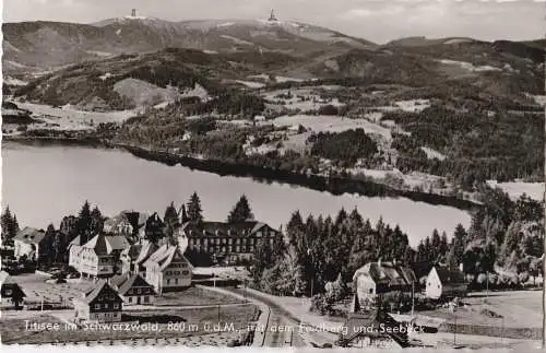 [Ansichtskarte] Titisee im Schwarzwald, 860m ü.d.M., mit dem Feldberg und Seebuck. 