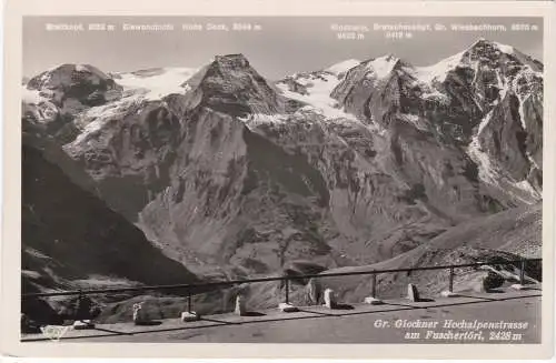 [Ansichtskarte] Gr. Glockner Hochalpenstrasse am Fuschertörl, 2428 m - Breikopf, Eiswandbichl, Klockerin, Bratschenkopf, Gr. Wiesbachhorn. 