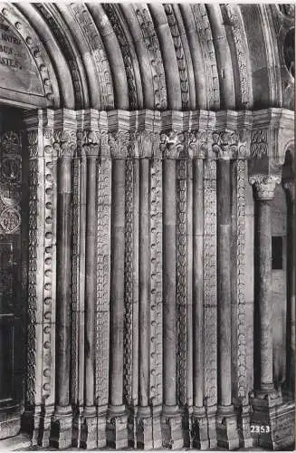 [Ansichtskarte] Dom zu Gurk, Hauptportal (Teilansicht) vor 1200. 