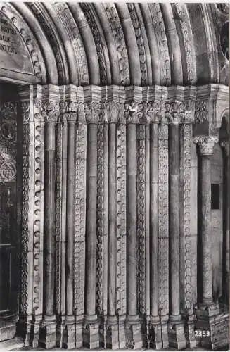 [Ansichtskarte] Dom zu Gurk, Hauptportal (Teilansicht) vor 1200. 