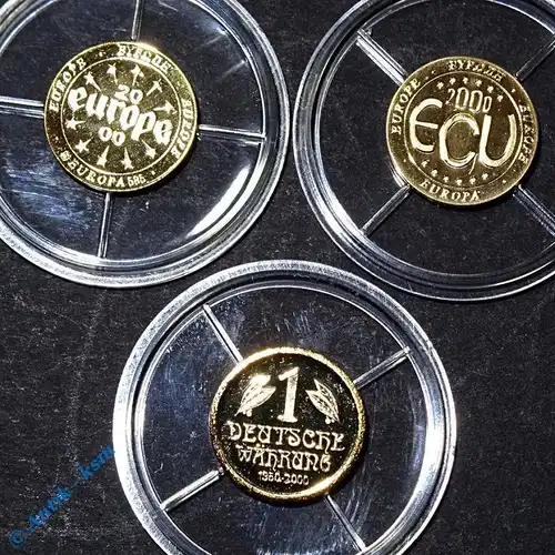 3 kleine Goldmünzen , 1 deutsche Währung, ECU und Europa , stempelglanz , pp ?