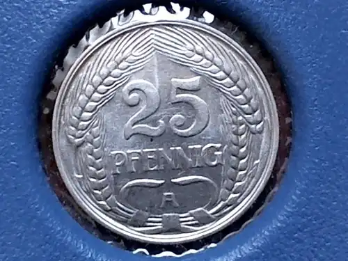 B  2 x Münze Kaiserreich : 25 Pfennig / Reichspfennig von 1909 und 1910 A