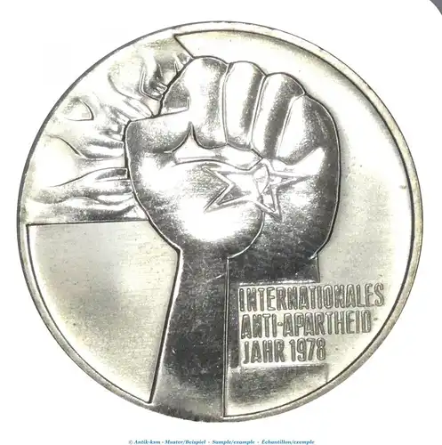 Kursmünze DDR , 5 Mark Münze -Apartheid- von 1978 , bfr. vz. , Jäger 816 , Staatsbank DDR