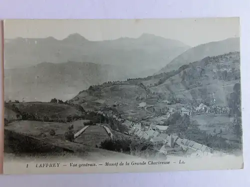 Alte AK Laffrey Vue Generale Massif da la Grande Chartreuse [aM81]