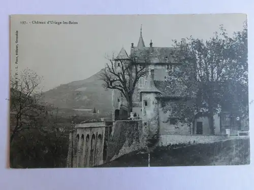 Alte AK Chateau d’Uriage les Bains [aM85]