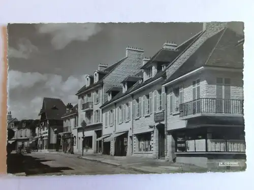 Alte AK Troarn Calvados Grande Rue [aM172]