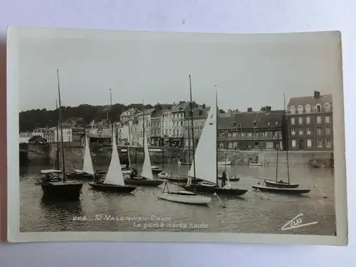 Alte AK St. Valery en Caux Le Port  Segelboot [aM295]