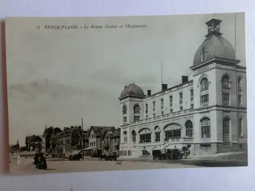 Alte AK Berck Plage Le Grand Casino et l’Esplande [aM302]