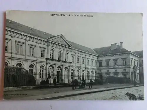 Alte AK Chatellerault Le Palais de Justice [aM308]