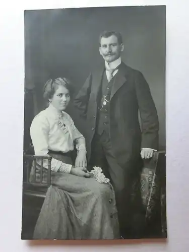 Alte AK Fotokarte Ehepaar um 1915  [aK628]
