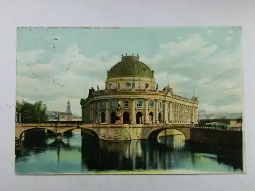 Alte AK Berlin Kaiser Friedrich Museum Denkmal [aR445]