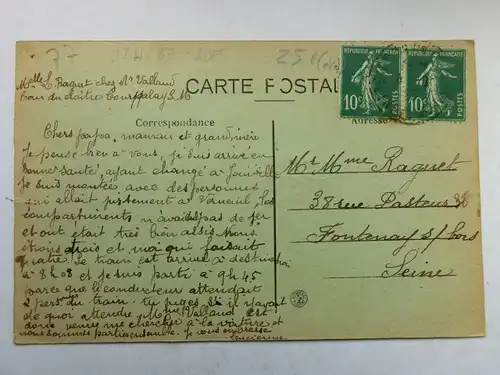 Alte AK Courpalay Cour du Cloitre [aT513]