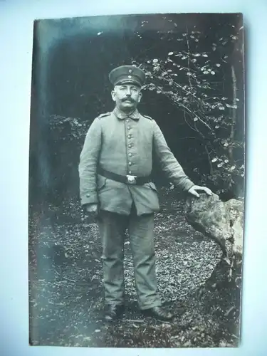 Alte AK Fotokarte Mann Uniform Soldat ??? [C189]