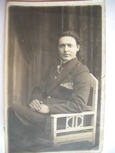 Alte AK Fotokarte Unbekannter Mann Fotographische Anstalt Esslingen [227]