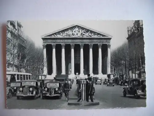 Alte AK Paris L’eglise de la Madeleine Auto Straßenszene [A1182]