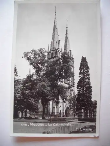 Alte AK Moulins La Cathedrale [A1191]