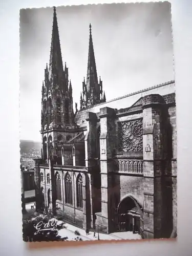 Alte AK L’Auvergne Clermont Ferrand La Cathedrale [A1192]