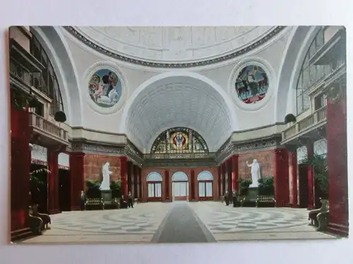 Alte AK Wiesbaden Neues Kurhaus Wandelhalle [aO119]