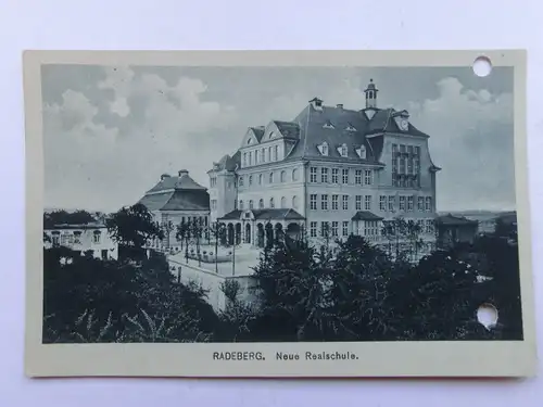 Alte AK Radeberg Neue Realschule (gelocht!!!) [aS409]
