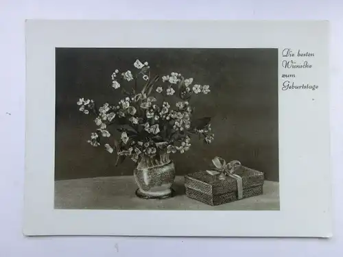 Alte AK Grußkarte Geburtstag Blumen in Vase Geschenk [aU66]