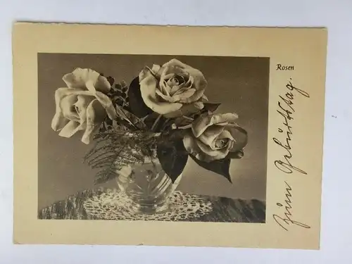 Alte AK Grußkarte Rosen in Vase 1944 [aU76]