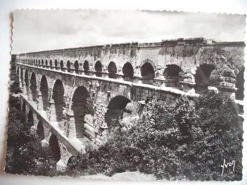 Alte AK Le Pont du Gard Nimes [W494]