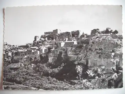 Alte AK Les Baux Vue generale [W498]