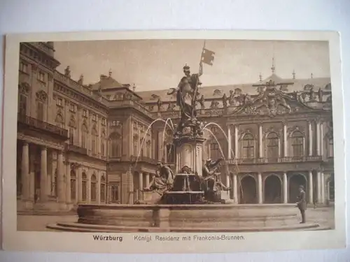 Alte AK Würzburg Residenz Frankonia Brunnen [W337]