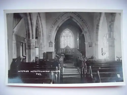 Alte AK Herstmonceux Church interior [B944]