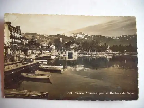 Alte AK Vevey Nouveau port et Rochers de Naye [B794]