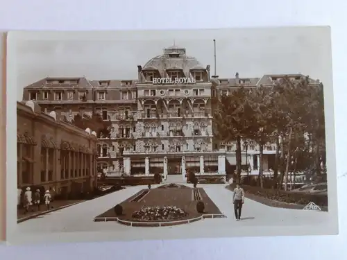 Alte AK La Baule Hotel Royal [D887]