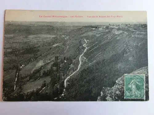 Alte AK Salers Vue de la Route du Puy Mary [aM442]