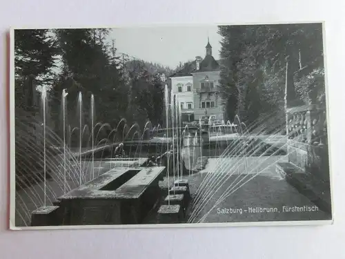 Alte AK Salzburg Hellbrunn Fürstentisch [D1088]