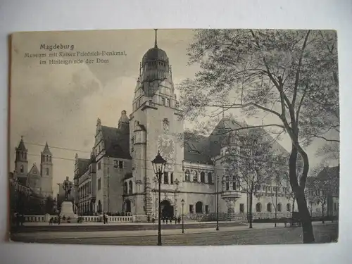 Alte AK Magdeburg Museum Kaiser Friedrich Denkmal  1917 [T220]