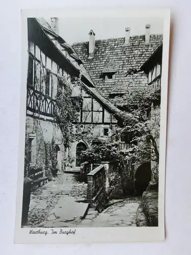 Alte AK Eisenach Wartburg Im Burghof [aW608]