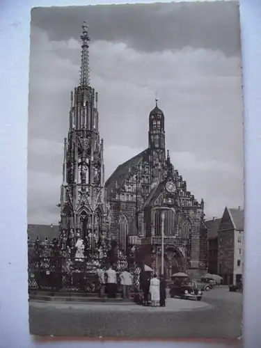 Alte AK Nürnberg Schöner Brunnen Frauenkirche [P737]