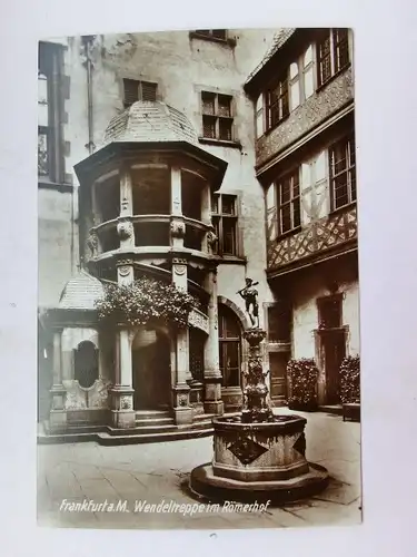 Alte AK Frankfurt Wendeltreppe im Römerhof Bromsilber [aX271]