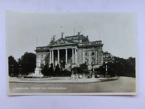 Alte AK Wiesbaden Theater Schillerdenkmal [aX273]