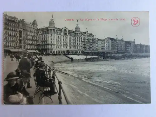 Alte AK Ostende La Digue et la Plage a maree haute [aK869]