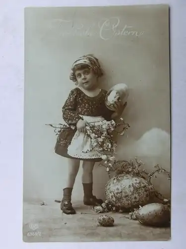 Alte AK Grußkarte Ostern Mädchen Ostereier um 1920 [aX937]