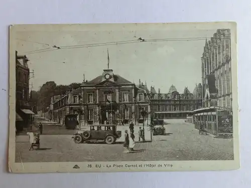 Alte AK Eu La Place Carnot et l’Hotel de Ville [aM784]