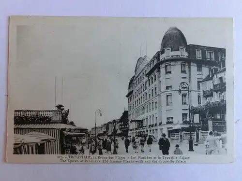 Alte AK Trouville la Reine des Plages [aM679]