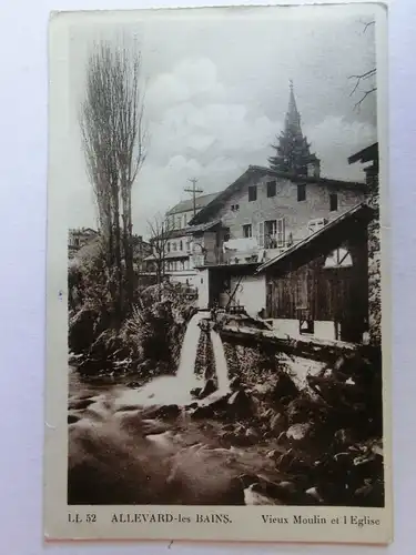 Alte AK Allevard les Bains Vieux Moulin et l’Eglise [aM621]