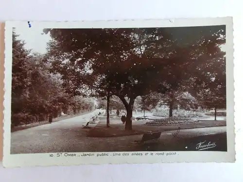 Alte AK St. Omer Jardin public 1945 [aM641]