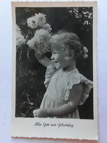 Alte AK Grußkarte Geburtstag Mädchen Blumen [aE973]
