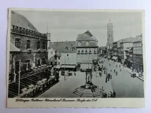 Alte AK Göttingen Rathaus Gänseliesel Brunnen (2 Ecken abgeschnitten) [aH541]