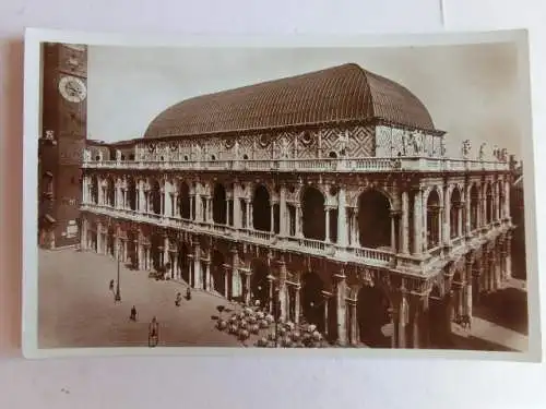 Alte AK Vicenza Piazza dei Signori Basilica Palladiana [aM934]