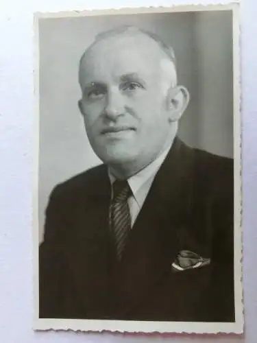 Alte AK Fotokarte Mann Porträt Stemp. Apolda [aX1060]