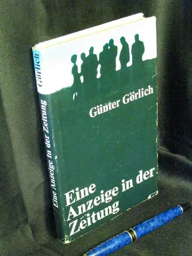 Görlich, Günter: Eine Anzeige in der Zeitung -  LAGERRÄUMUNG. 